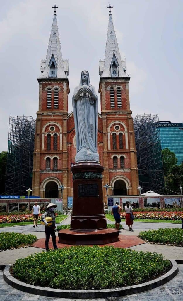 Notre Dame de Saigon, Best Things to do in Ho Chi Minh City